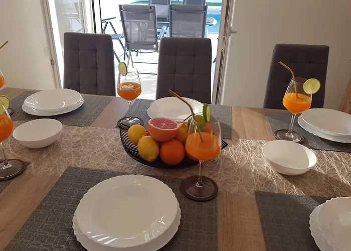 Vortex Sun Apartment Vir